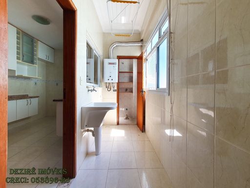 Apartamento à Venda com 3 quartos, 2 banheiros, 2 vagas e 115m² por R$ 450.000