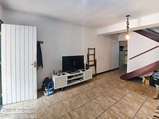 Casa para Venda no Bairro Monet - Resende RJ | Imóvel com 2 Casas