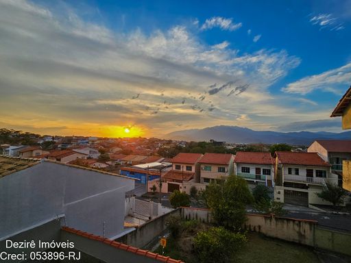 Casa com Arquitetura Circular Exclusiva no Mirante das Agulhas – Resende RJ