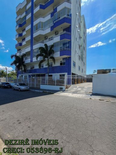 Apartamento à Venda com 3 quartos, 2 banheiros, 2 vagas e 115m² por R$ 450.000