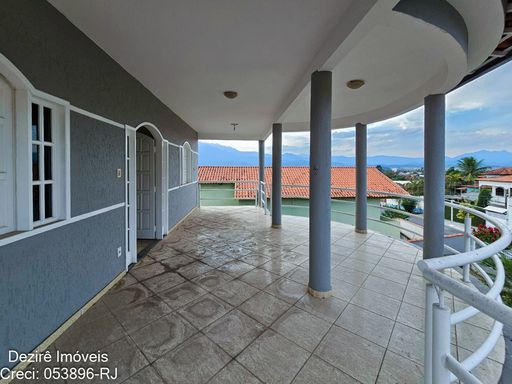 Casa com Arquitetura Circular Exclusiva no Mirante das Agulhas – Resende RJ