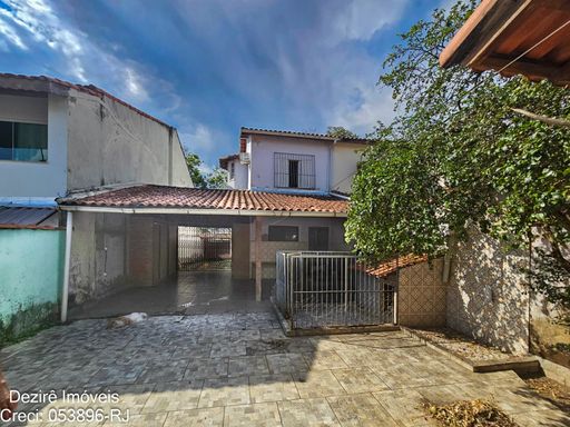 Casa para Venda no Bairro Monet - Resende RJ | Imóvel com 2 Casas