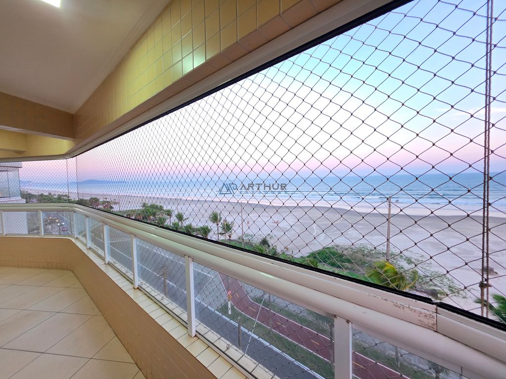 Apartamento 2 dormitórios frente mar à venda no Maracanã, Praia Grande – 82 m² - foto 1