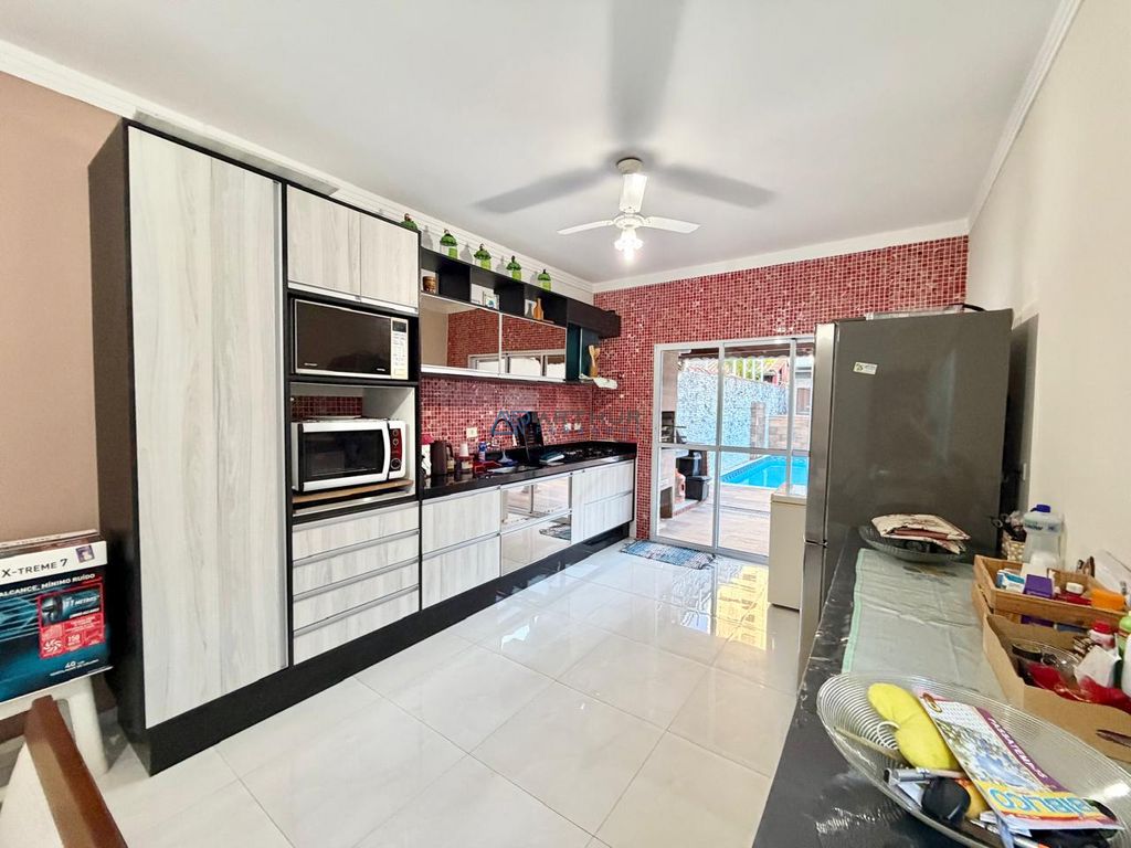Sobrado 3 dormitórios à venda na Guilhermina, Praia Grande – 191 m² - foto 11