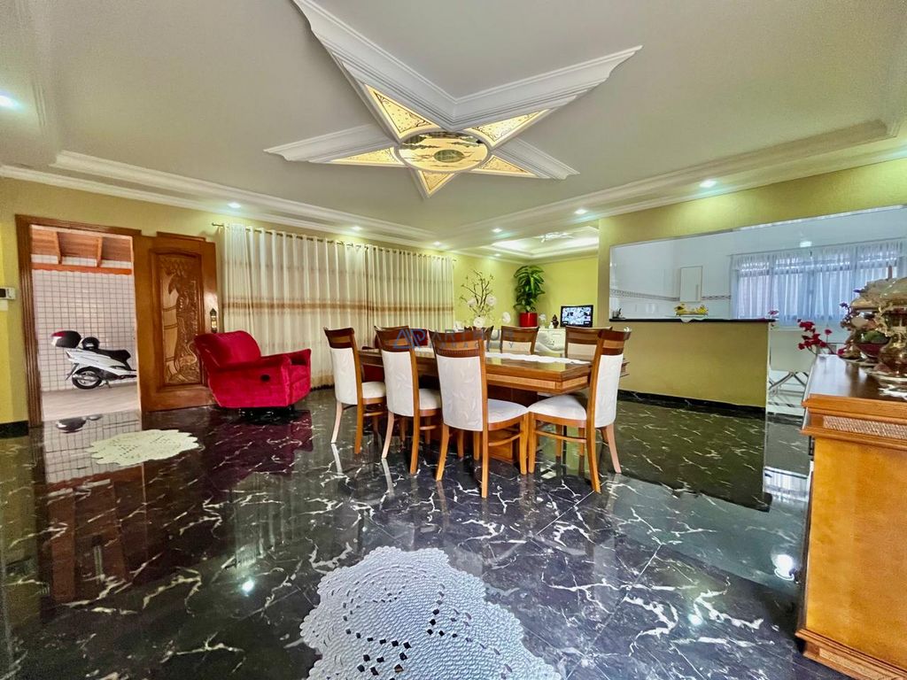 Casa 5 dormitórios à venda no Canto do Forte, Praia Grande – 360 m² - foto 4