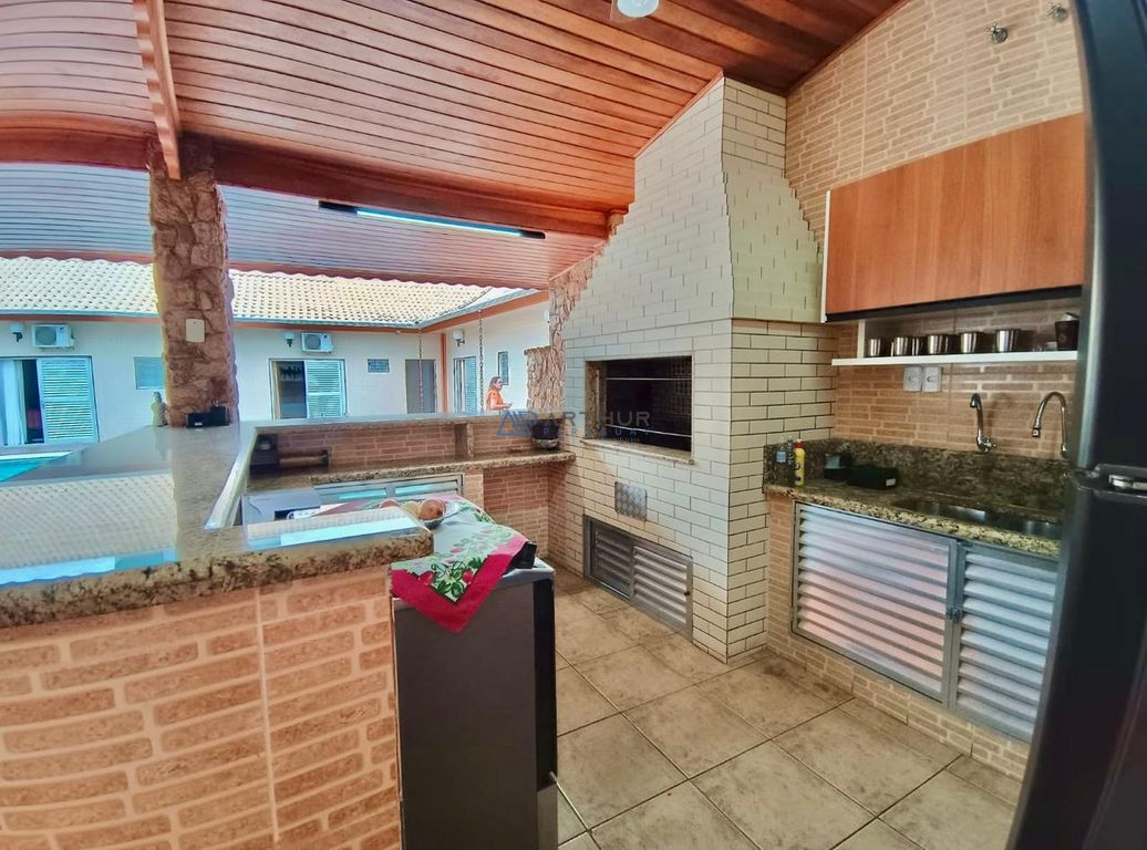 Casa 5 dormitórios à venda no Canto do Forte, Praia Grande – 360 m² - foto 3