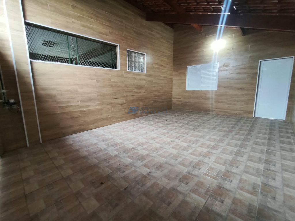 Casa 3 dormitórios à venda na Guilhermina, Praia Grande – 124 m² - foto 2
