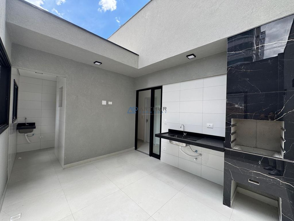 Casa 3 dormitórios à venda na Guilhermina, Praia Grande – 83 m² - foto 1