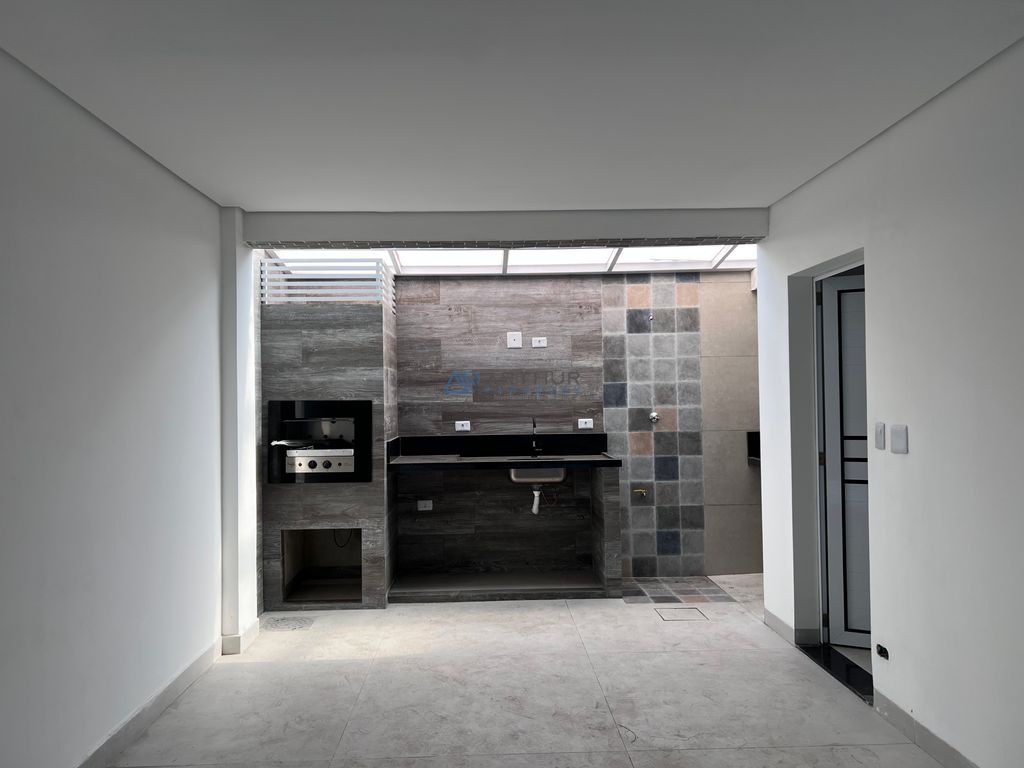 Casa 2 dormitórios à venda na Guilhermina, Praia Grande – 88 m² - foto 1