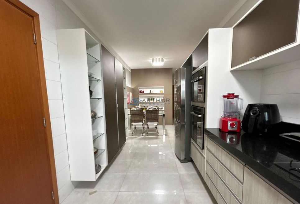 Apartamento 3 dormitórios à venda no Canto do Forte, Praia Grande – 182 m² - foto 8