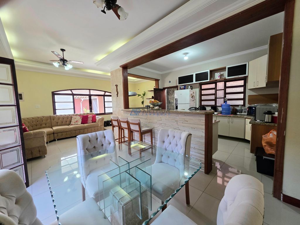 Casa 4 dormitórios à venda no Caiçara, Praia Grande – 205 m² - foto 5