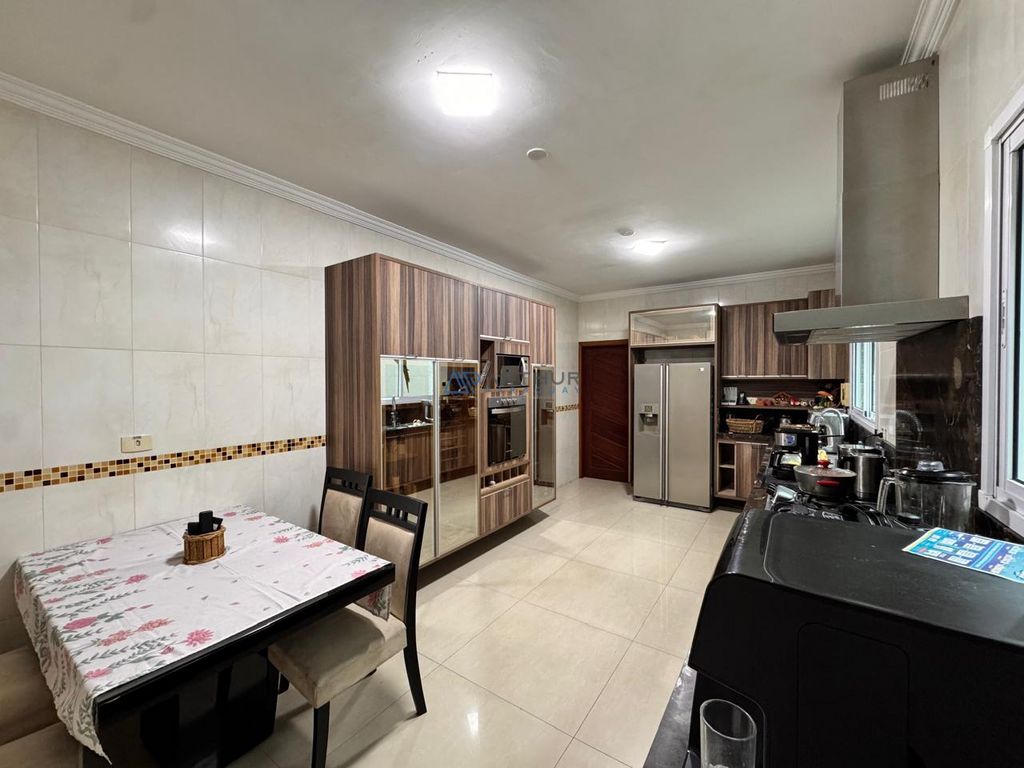 Sobrado 4 dormitórios à venda no Boqueirão, Praia Grande – 192 m² - foto 2
