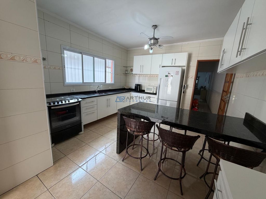 Sobrado 4 dormitórios à venda na Guilhermina, Praia Grande – 159 m² - foto 6