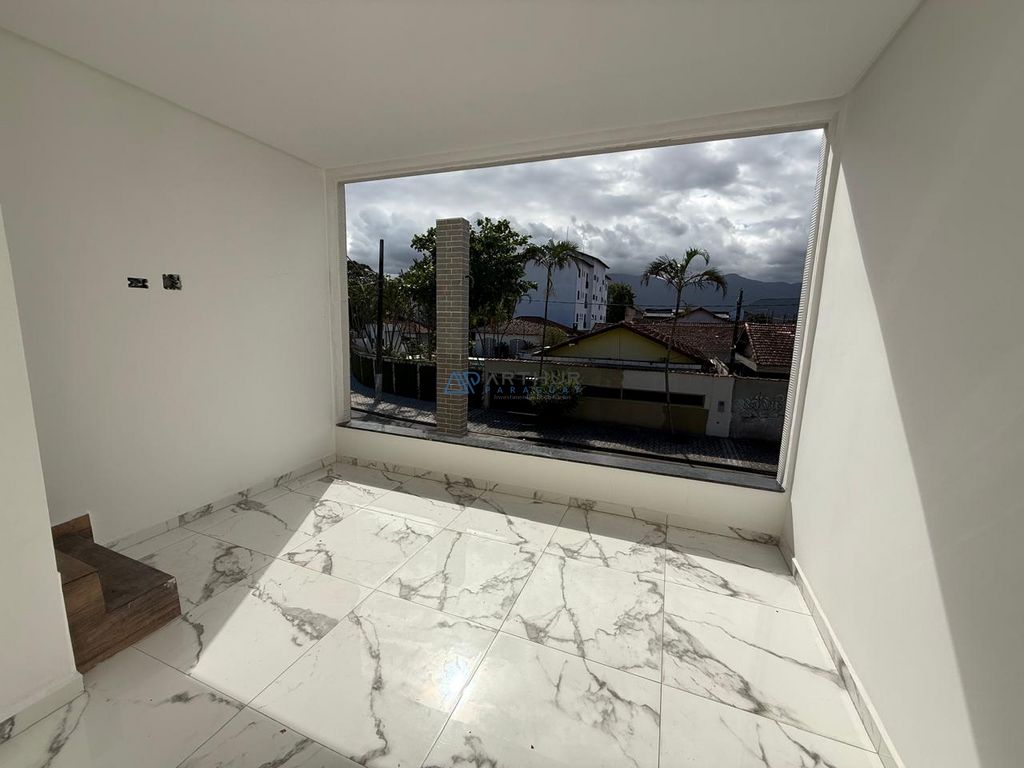 Sobrado 2 dormitórios à venda no Maracanã, Praia Grande – 88 m² - foto 9