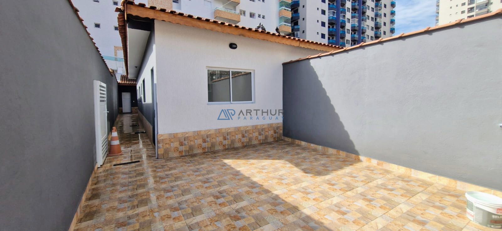 Casa 2 dormitórios à venda na Guilhermina, Praia Grande – 150 m² - foto 1