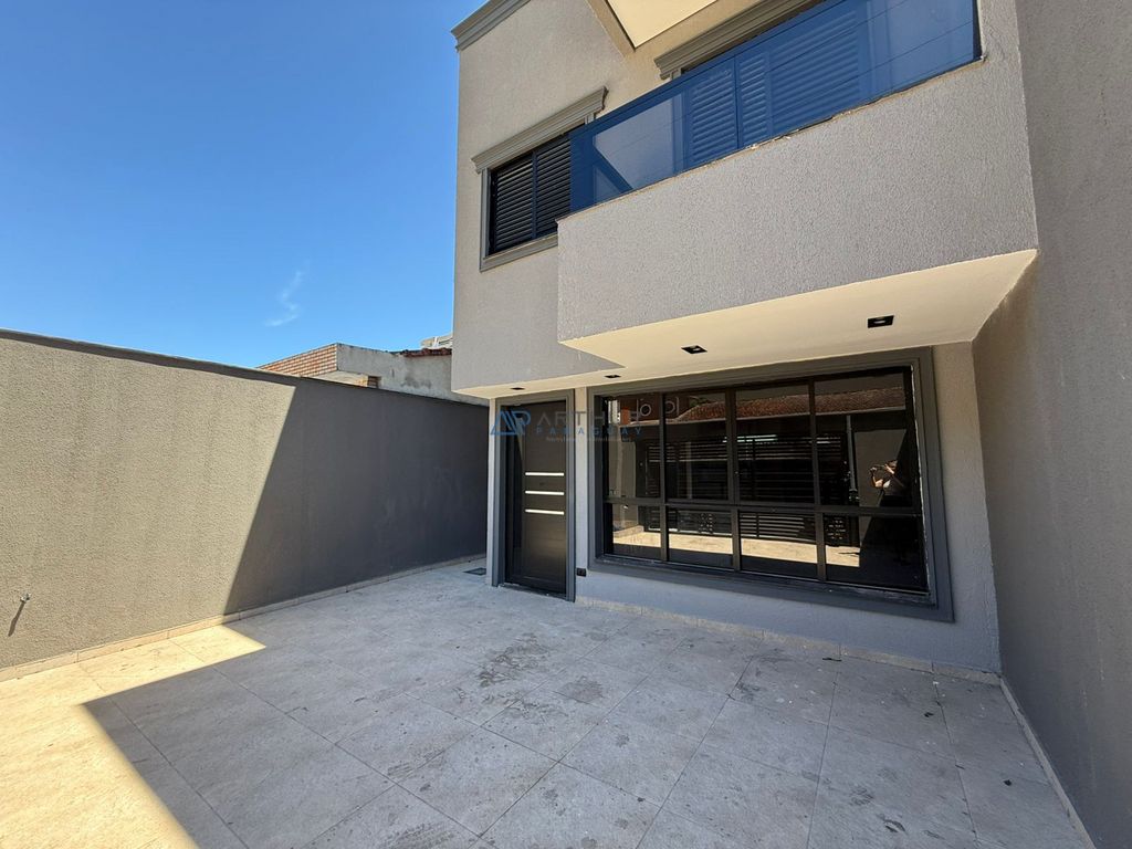 Sobrado 3 dormitórios à venda no Canto do Forte, Praia Grande – 119 m² - foto 1