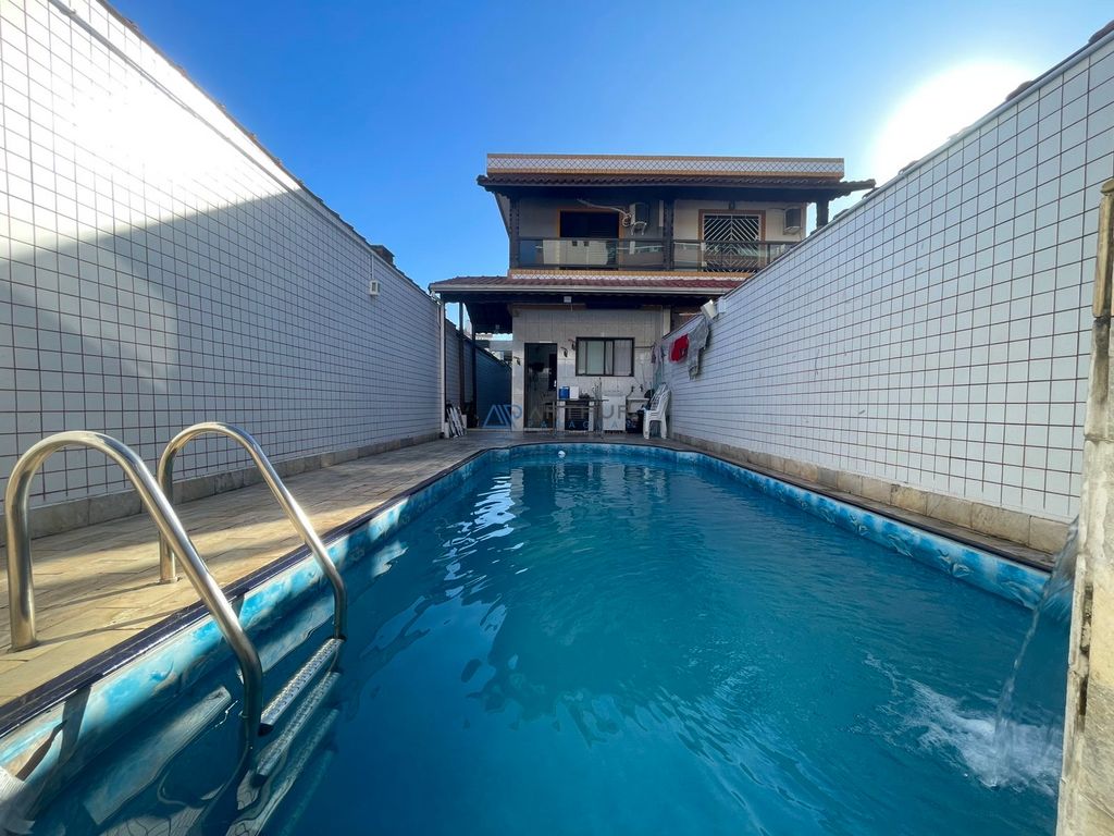 Sobrado 3 dormitórios à venda no Boqueirão, Praia Grande – 197 m² - foto 1