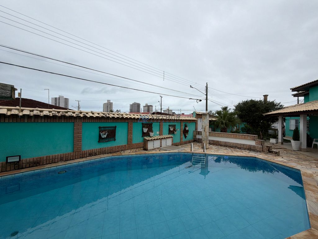 Casa 6 dormitórios à venda no Imperador, Praia Grande – 198 m² - foto 35