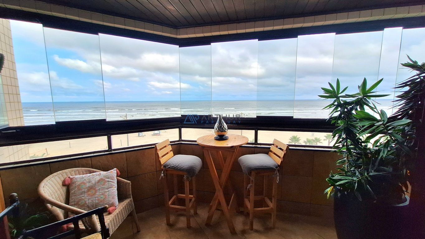 Apartamento 2 dormitórios frente mar à venda no Maracanã, Praia Grande – 98 m² - foto 1