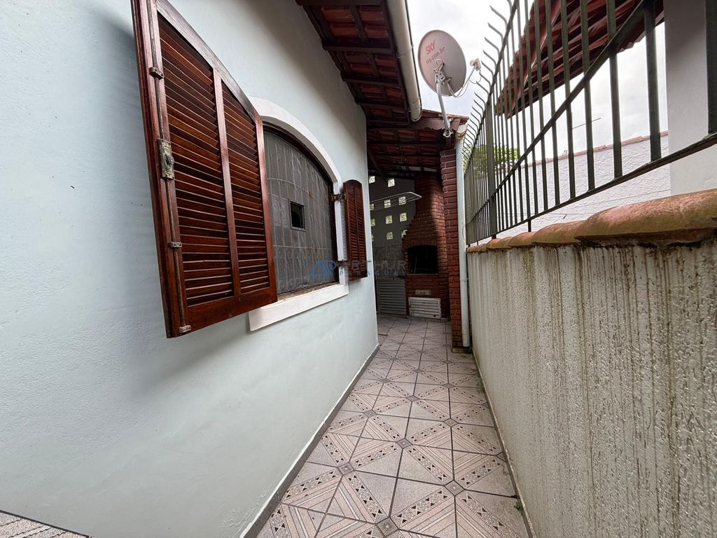 Casa 3 dormitórios à venda no Imperador, Praia Grande – 115 m² - foto 2