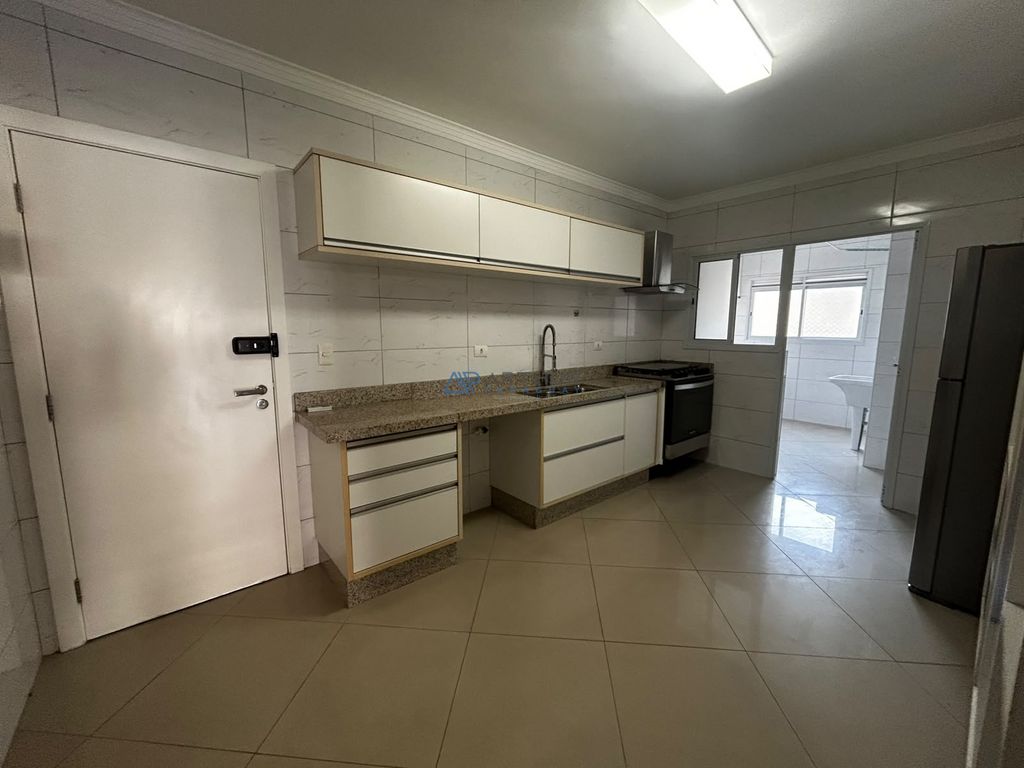 Apartamento 3 dormitórios para alugar no Canto do Forte, Praia Grande – 157 m² - foto 7