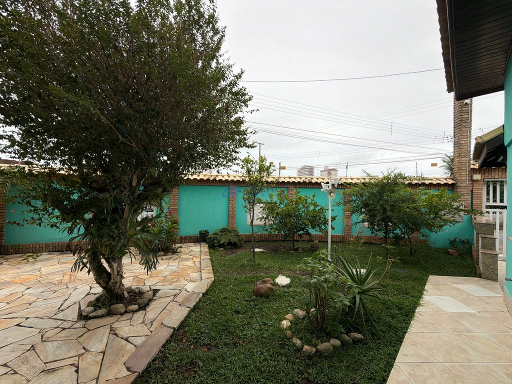 Casa 6 dormitórios à venda no Imperador, Praia Grande – 198 m² - foto 30