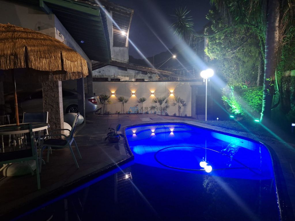 Sobrado 5 dormitórios à venda no Canto do Forte, Praia Grande – 450 m² - foto 5