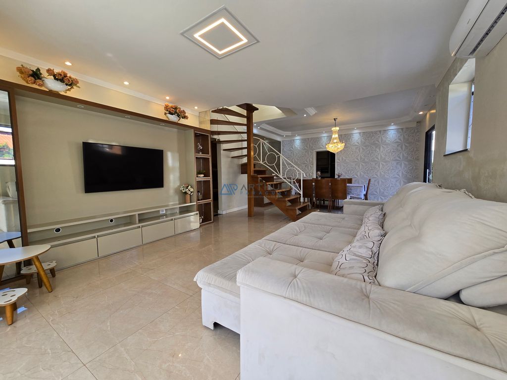 Casa 7 dormitórios à venda no Flórida, Praia Grande – 250 m² - foto 5