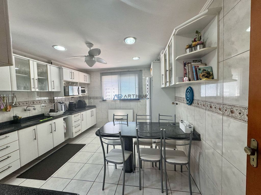 Apartamento 4 dormitórios à venda na Guilhermina, Praia Grande – 148 m² - foto 11