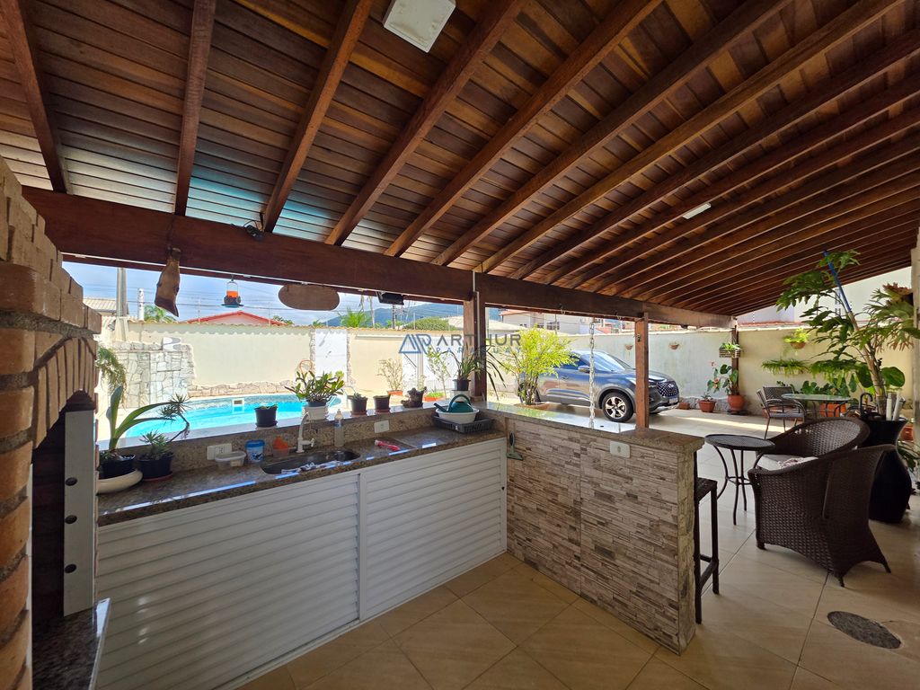 Casa 4 dormitórios à venda no Flórida, Praia Grande – 189 m² - foto 3