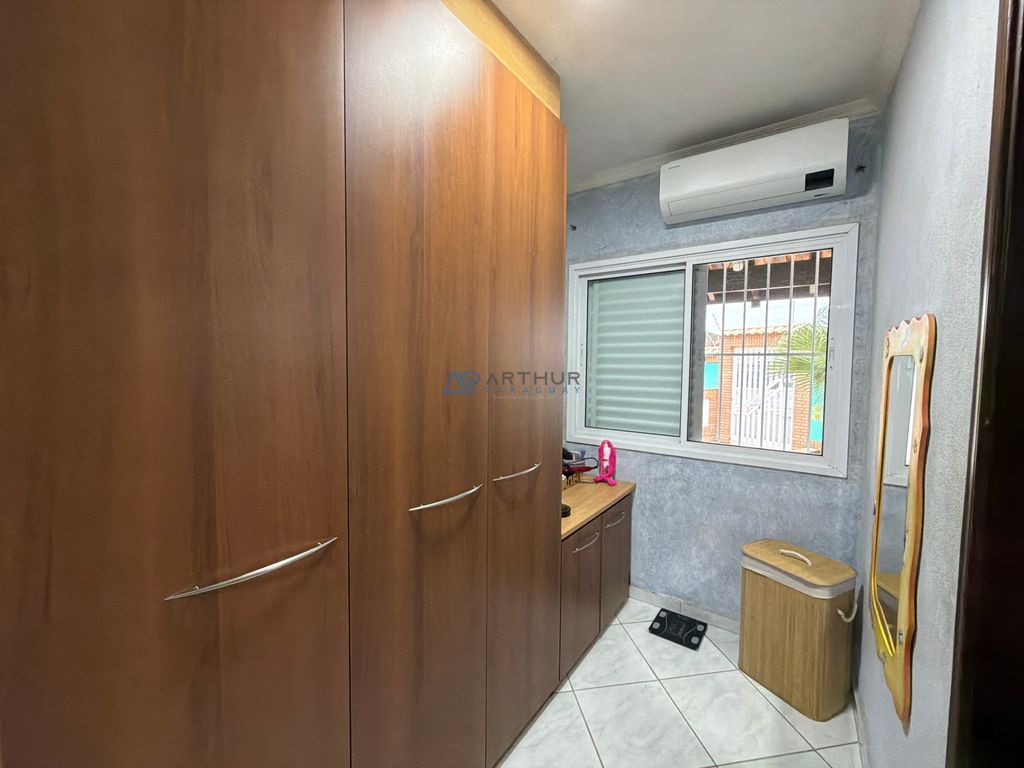 Casa 6 dormitórios à venda no Imperador, Praia Grande – 198 m² - foto 15