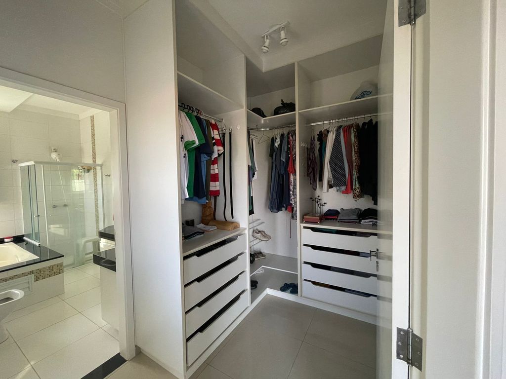Casa de Condomínio com 3 quartos à venda, 236m² — foto 5 de 30