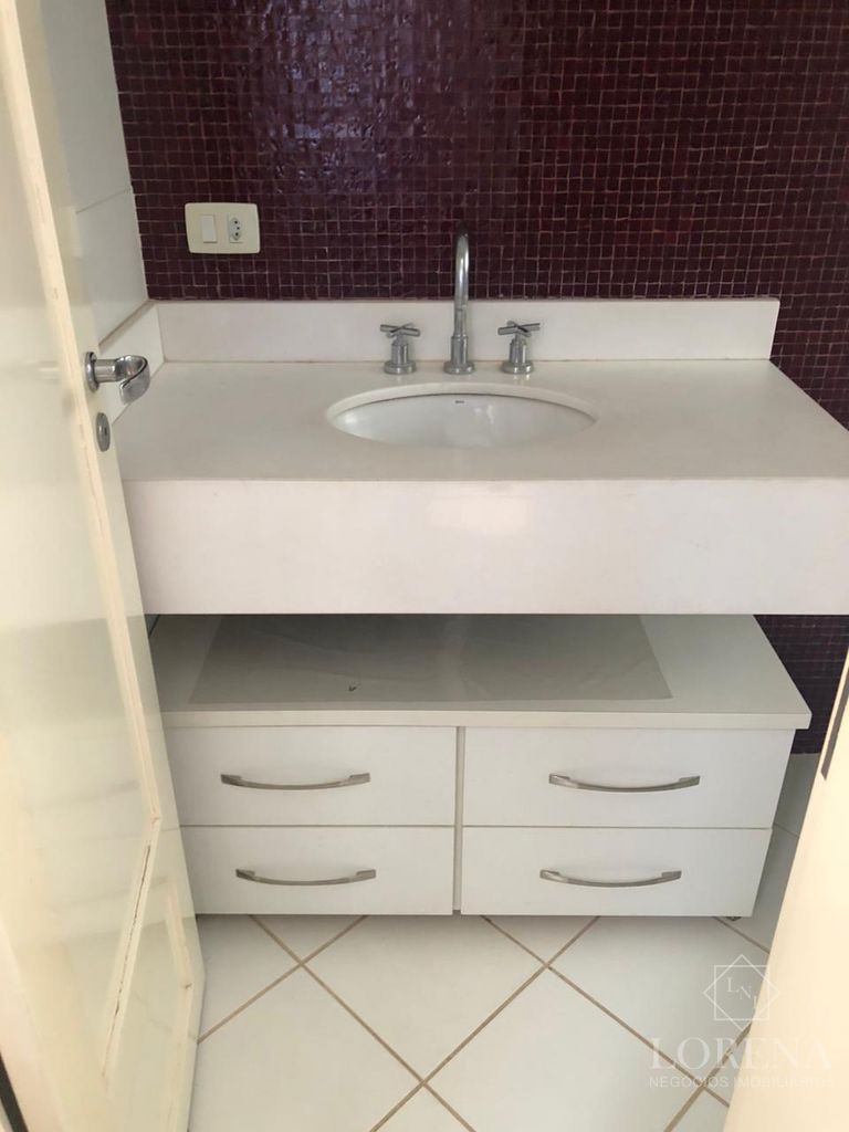 Apartamento com 3 quartos à venda, 157m² — foto 9 de 16
