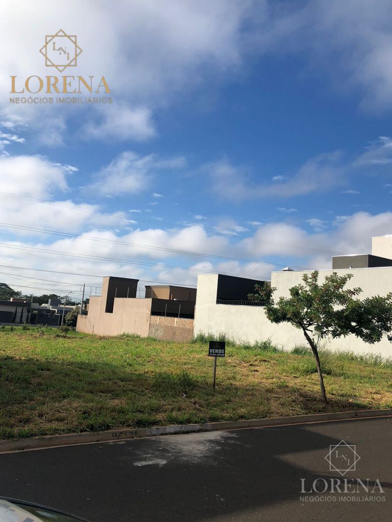 Terreno / Lote / Condomínio  à venda, 200m² — foto 1 de 4