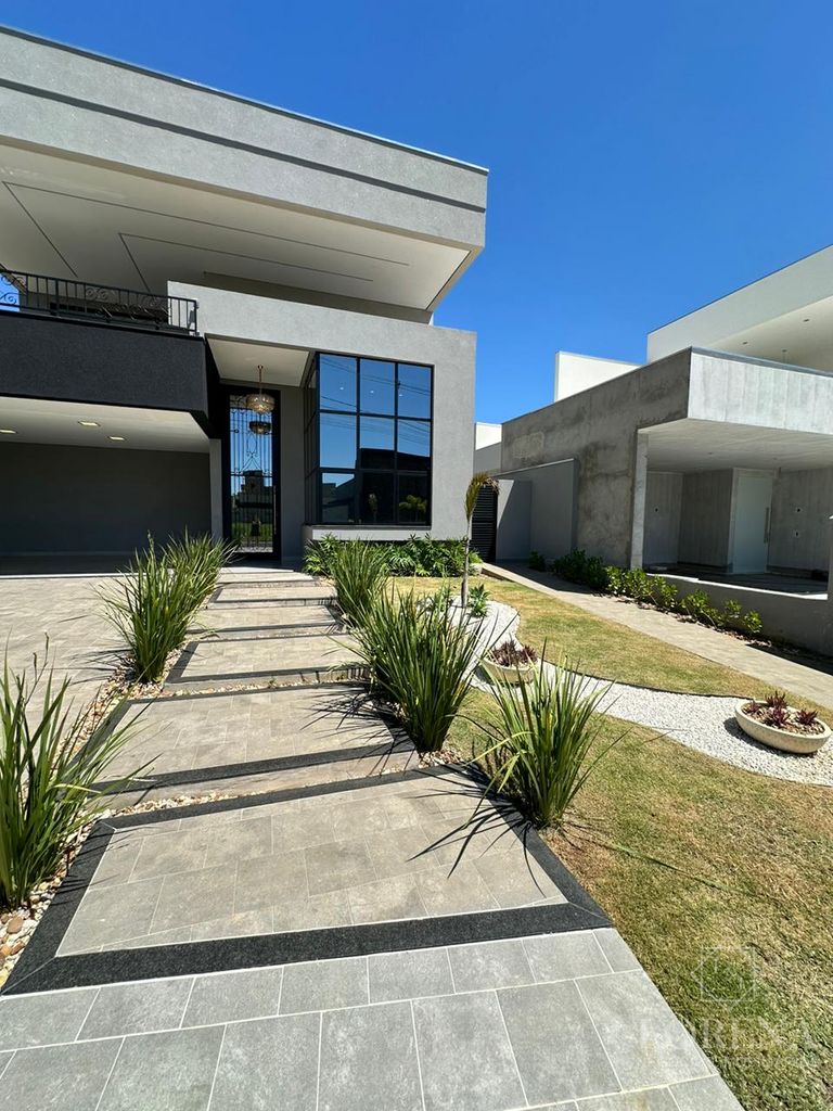 Casa de Condomínio com 3 quartos à venda, 300m² — foto 1 de 26