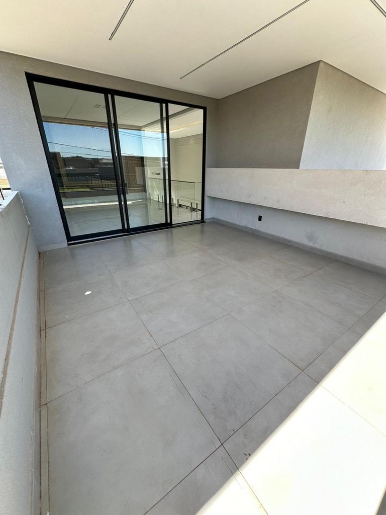 Casa de Condomínio com 3 quartos à venda, 300m² — foto 9 de 26