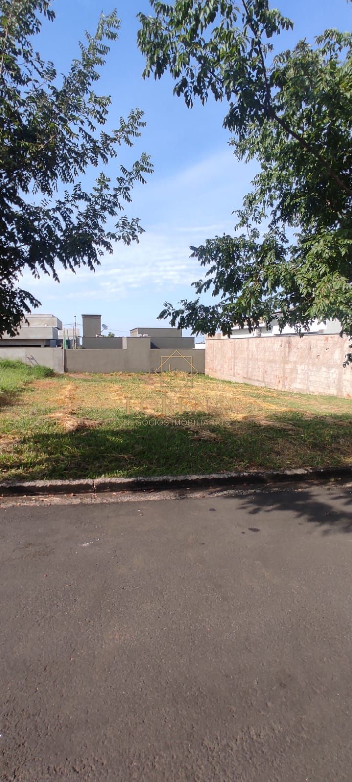 Terreno / Lote / Condomínio  à venda, 231m² — foto 4 de 17