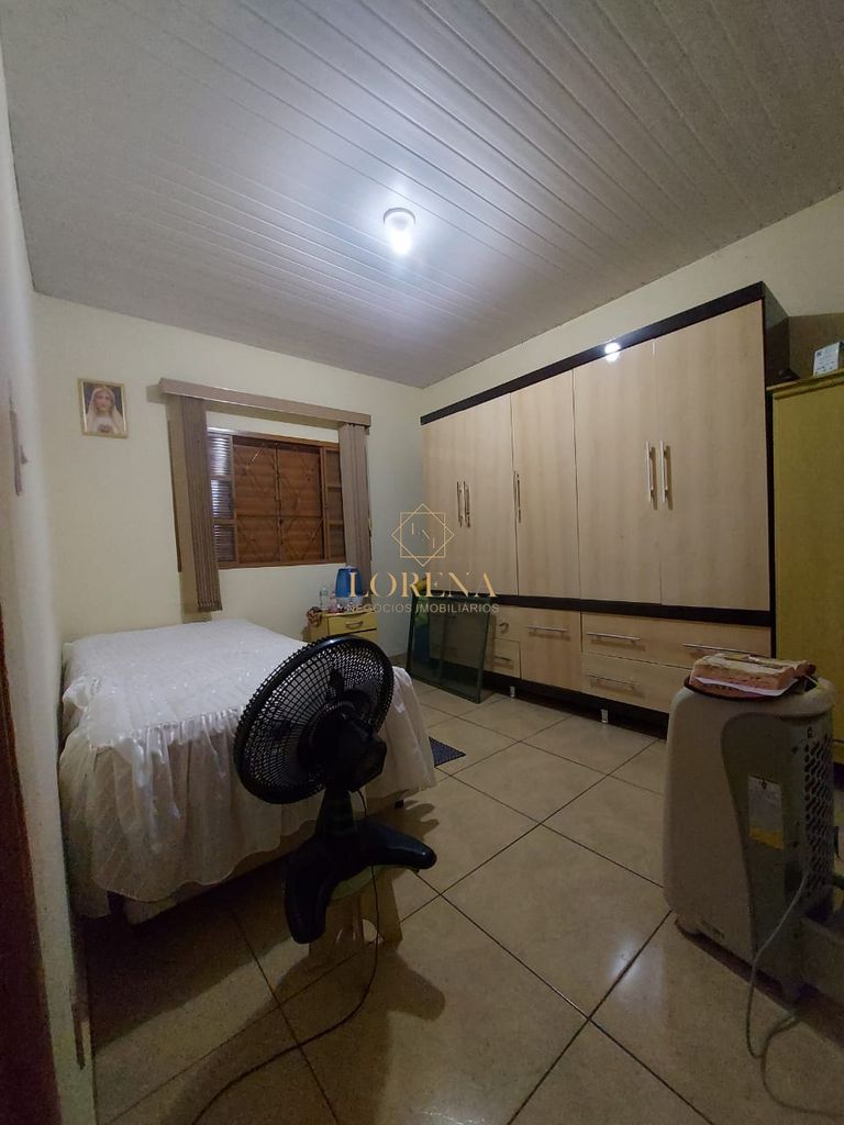Casa com 2 quartos à venda, 200m² — foto 2 de 10