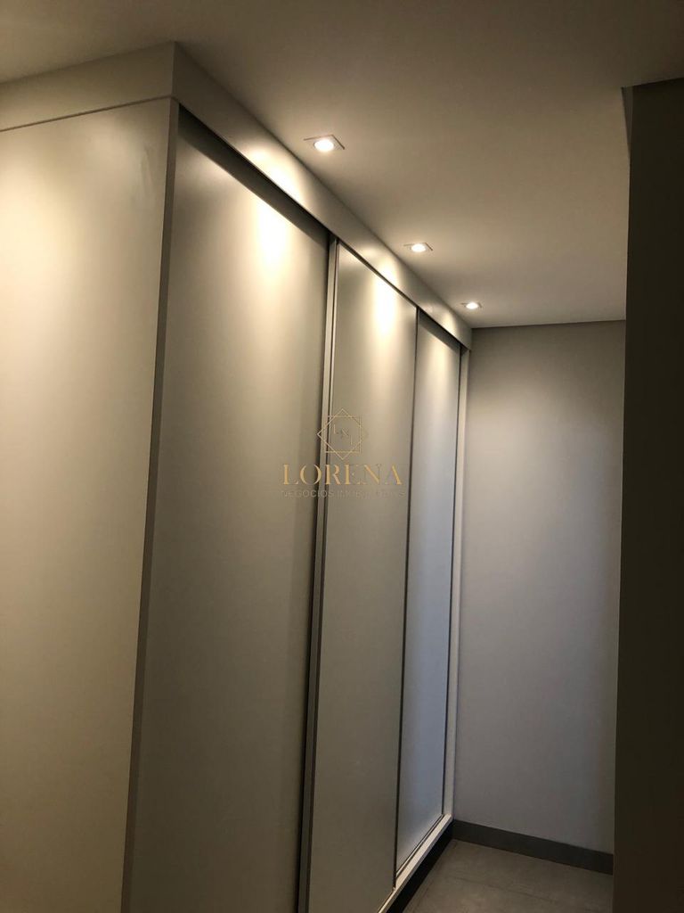 Casa de Condomínio com 4 quartos à venda, 263m² — foto 4 de 33