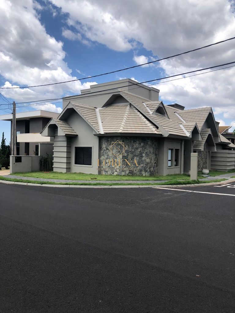 Casa de Condomínio com 4 quartos à venda, 263m² — foto 1 de 33