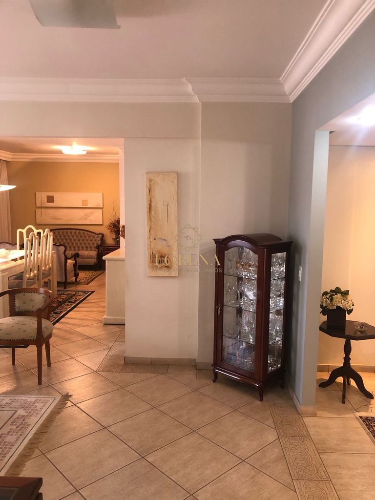 Apartamento com 2 quartos à venda, 200m² — foto 3 de 29
