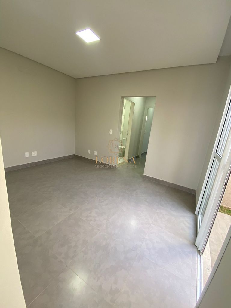 Casa com 2 quartos à venda, 80m² — foto 2 de 15