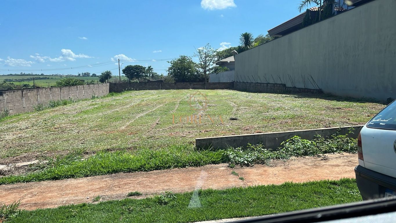 Terreno / Lote / Condomínio  à venda, 720m² — foto 1 de 1