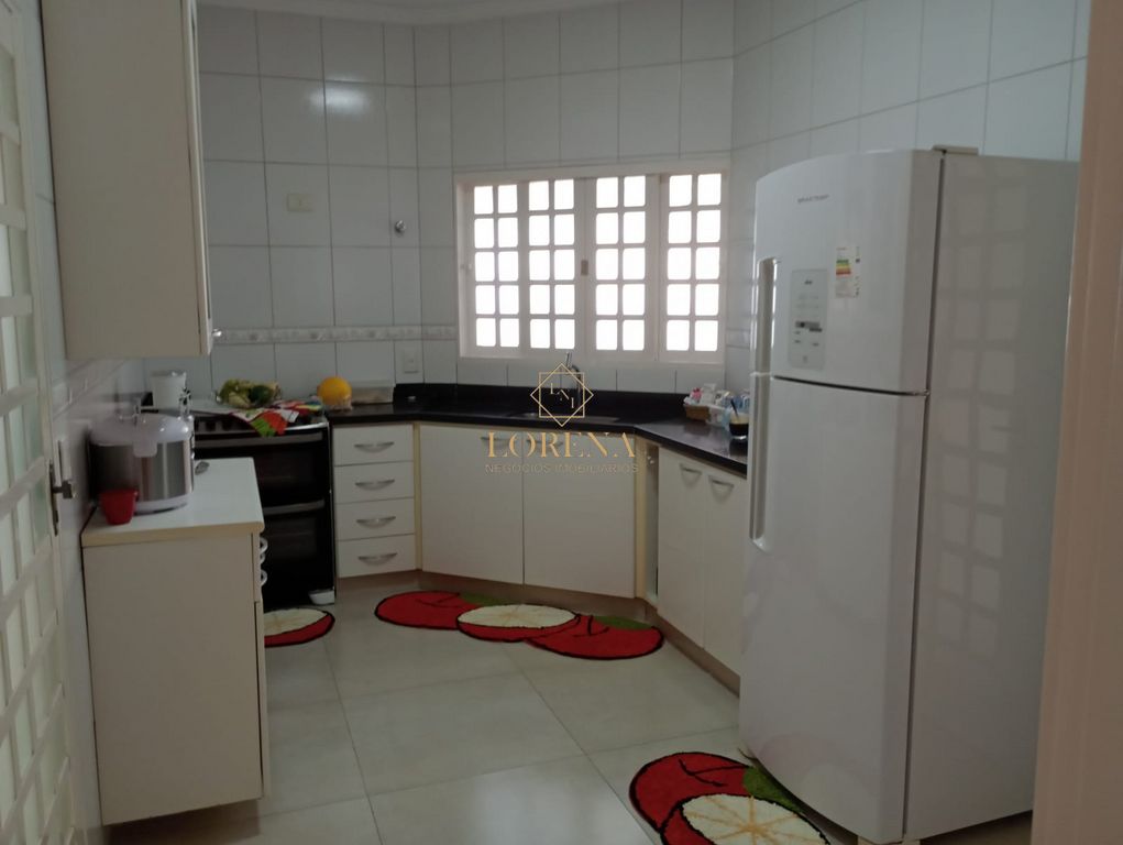 Sobrado com 4 quartos à venda, 248m² — foto 12 de 25