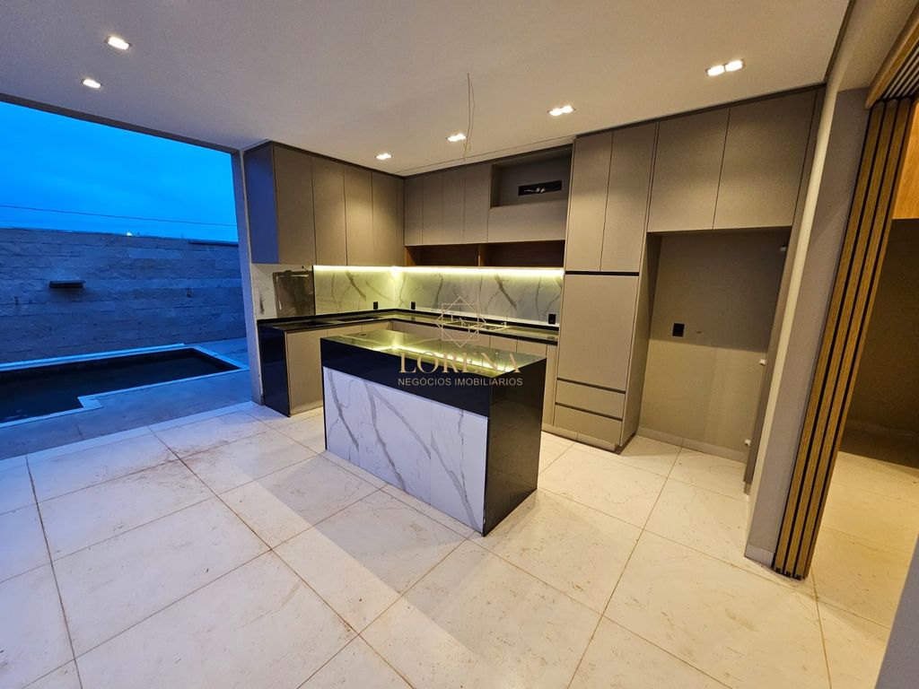 Casa de Condomínio com 3 quartos à venda, 180m² — foto 14 de 18