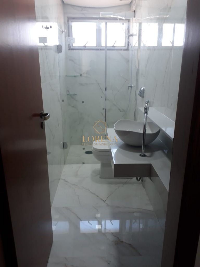 Apartamento com 3 quartos à venda, 140m² — foto 23 de 26