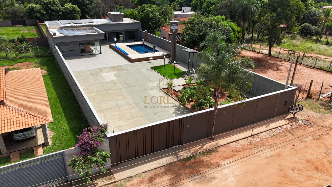 Fazenda / Sítio / Chácara com 5 quartos à venda, 1000m² — foto 1 de 17