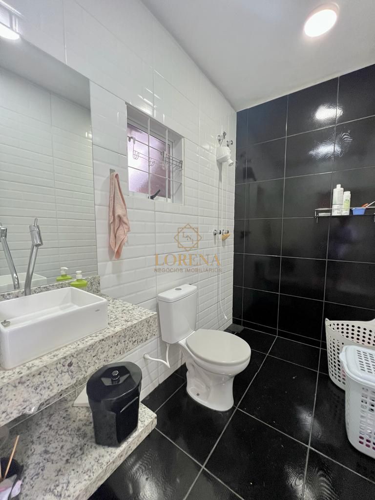 Casa com 3 quartos à venda, 190m² — foto 13 de 21