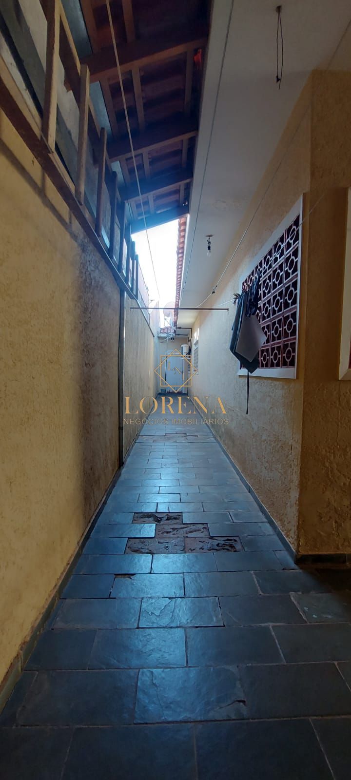 Casa com 3 quartos à venda, 240m² — foto 17 de 20
