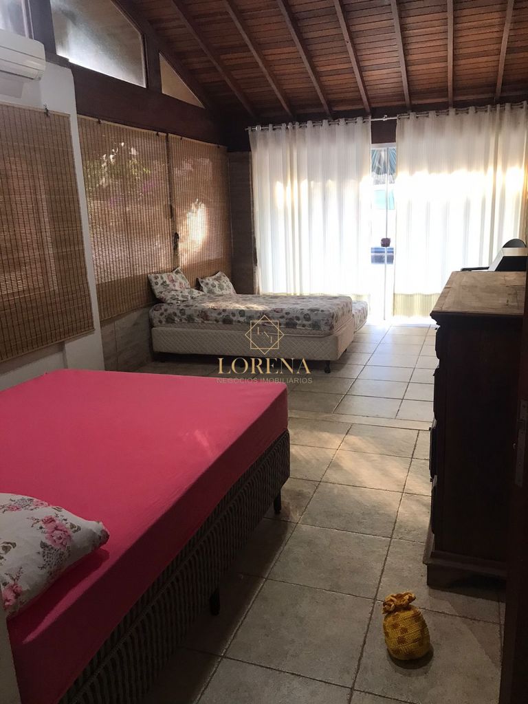 Fazenda / Sítio / Chácara com 3 quartos à venda, 1300m² — foto 2 de 20